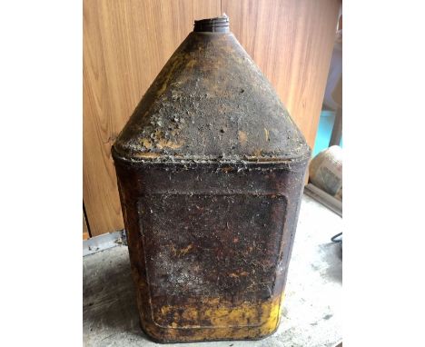 Vintage Shell Tractor Oil can ( missing lid )