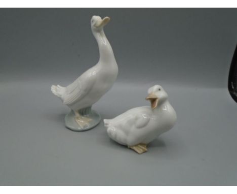 Lladro Nao duck figurines