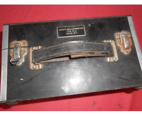 Vintage Milliohmmeter Type 101 A