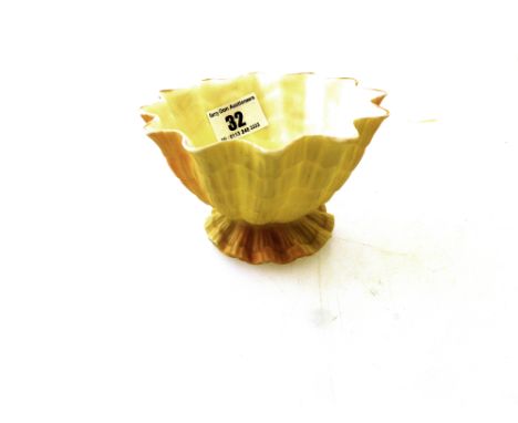 LOCKE AND CO WORCESTER DISH APPROX H: 2.75" D: 4.5"