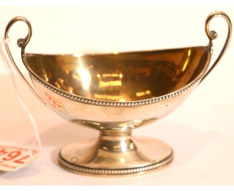 George III hallmarked silver twin handled open salt with gilt washed interior, London assay 1786, 88g. P&amp;P Group 1 (£14+V