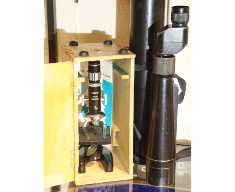 Boxed Janik Zoom 90-900 x microscope and a Russian spotting scope. P&amp;P Group 3 (£25+VAT for the first lot and £5+VAT for 