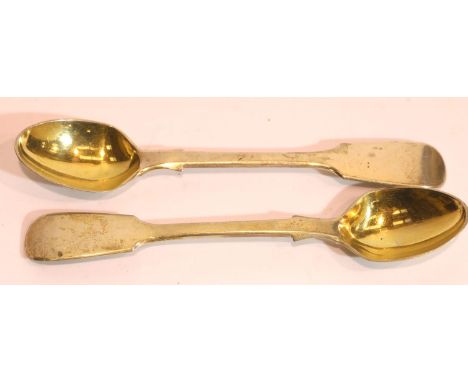 Victorian hallmarked silver pair of egg spoons, each with gilt washed bowls, London assay 1857, combined 38g. P&amp;P Group 1
