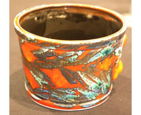 Anita Harris trial planter, signed, H: 15.5 cm. P&P Group 2 (£18+VAT for the first lot and £3+VAT for subsequent lots)Conditi