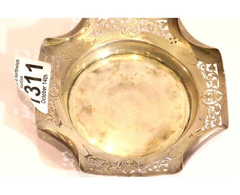 Victorian hallmarked silver pierced bottle coaster, London assay 1886, 114g. P&amp;P Group 1 (£14+VAT for the first lot and £