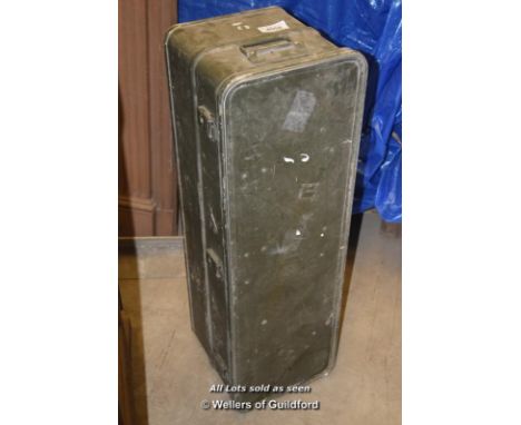 *VINTAGE GREEN AMMUNITION TRUNK