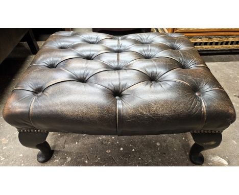 Early 20th century button upholstered Chesterfield footstool. Approx. 35 x 66 x 46cms
used with scuffs scratches wear etc
