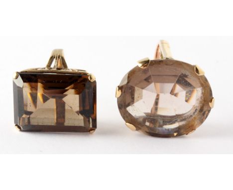 A lady's 9ct gold dress ring set smokey quartz and another similar