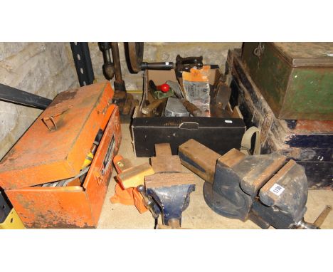 Three cast iron bench top work shop vices to include a Draper example, a vintage cast iron pillar drill with hand operated pi