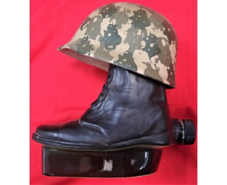 1970’s era Jim Beam US Army “Short Timer” bourbon decanter. Collectible Vietnam Veterans commemorative made by Regal China. F