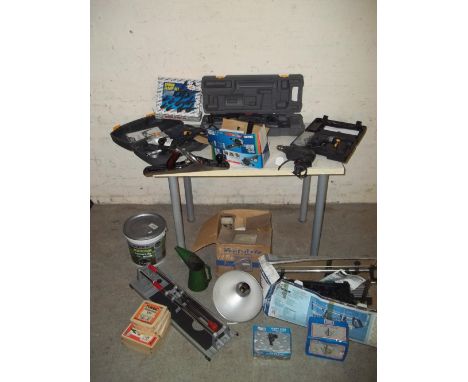 A SELECTION OF MIXED BOXED POWER TOOLS TO INCLUDE A STANLEY NO 6 BAILEY PLANE