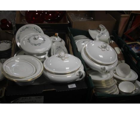 A TRAY OF ROYAL WORCESTER DINNER WARE TOGETHER WITH OTHER CHINA (TRAYS NOT INCLUDED)