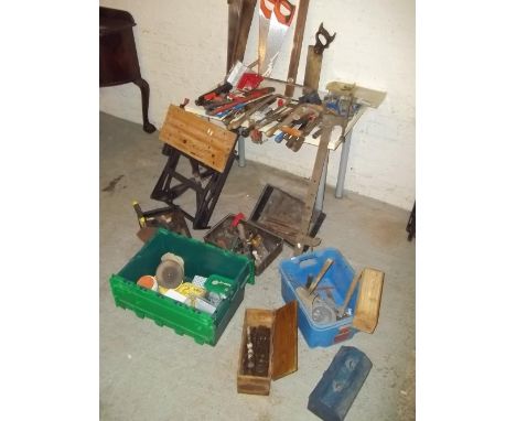 A LARGE QUANTITY OF HAND TOOLS