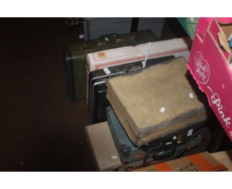 FIVE SMALL VINTAGE CASES AND A PROJECTOR SCREEN