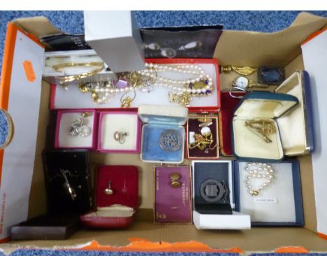 A BOX OF MIXED JEWELLERY, to include a 9ct gold bangle, crucifix and mixed costume jewellery