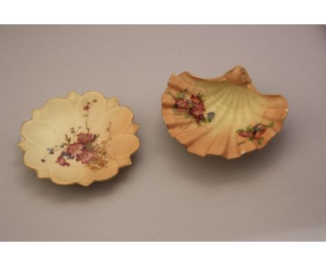 TWO ROYAL WORCESTER BLUSH IVORY PIN DISHES, G172 and No.1706 (2)