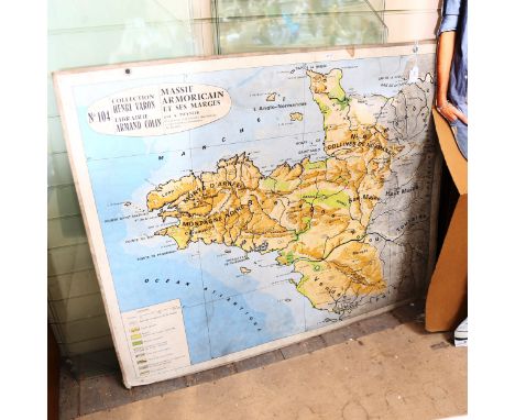 A large scale French school room map, Collection Henri Varon, 100cm x 120cm 