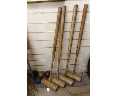 A Vintage garden croquet set for 4 people 