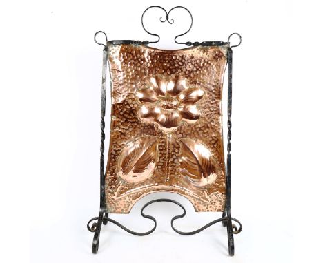 An Art Nouveau copper and wrought-iron floral fire screen, height 74cm 