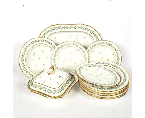 Spode porcelain dinnerware, including vegetable tureen and cover, 4 x 22cm plates, 7 x 24cm bowls, and 1 x 38cm platter 