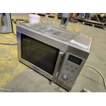 *No Reserve* Microwave Oven