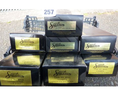 BACHMANN SPECTRUM US MODEL RAILROAD COACHES 7 IN TOTAL