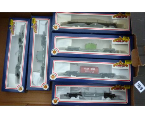 BACHMANN 9 BOXED FREIGHT WAGONS, MOSTLY BOGIE WAGONS, WELTROL, RILEY & LMS TRANSFORMERS