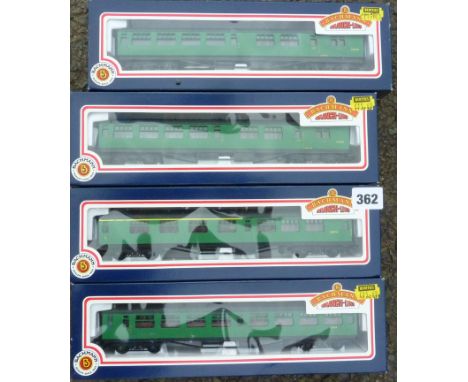 BACHMANN 4 BOXED SR BULLIED STYLE COACHES INC. 34501 X2, 34526, 34550