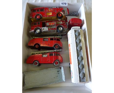 DINKY TOYS U/B 2 X MERRYWEATHER FIRE ENGINES P/W, T/W 555 & 955 FIRE ENGINES, U/B AEC TANKER & AEC TRAILER