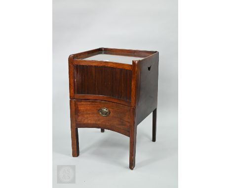 A Georgian mahogany concave form tray top step commode, with tambour door (jammed) over a shallow drawer, 48 cm x 50 cm x 73 