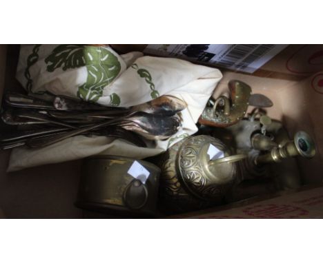 A box containing a selection of brass wares to include a mantle clock, imitation flintlock pistol, bell plus some flatware&nb