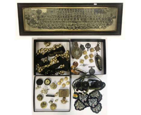 MILITARY MEMORABILIA COLLECTION TO INCLUDE A LARGE FRAMED PHOTOGRAPH, BINOCULARS, BUTTONS, COMPASS, BADGES, MEDAL