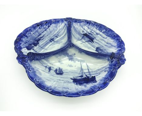 ROYAL CROWN DERBY ENTREE DISH BY W.E.J DEAN