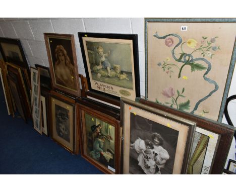 A LARGE QUANTITY OF LATE 19TH / EARLY 20TH CENTURY PRINTS ETC, to include Pears style prints, landscapes, portraits etc