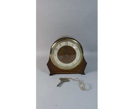A Small Edwardian Oak Cased Mantle Clock, 19.5cm High 