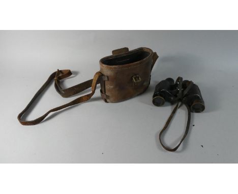 A Pair of Vintage Leather Cased Binoculars Stamped AM 