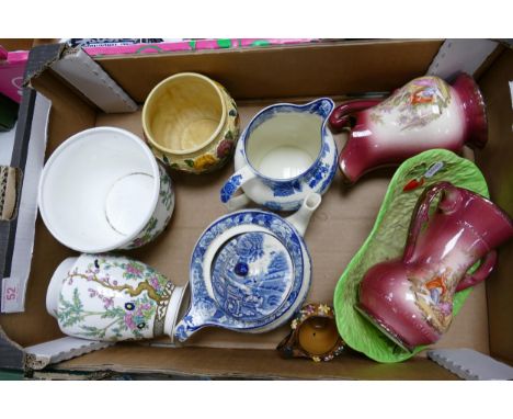 A mixed collection of items to include Coalport Indian Tree patterned Vase &amp; planter, Beswick Cabbage dish, Woods Willow 