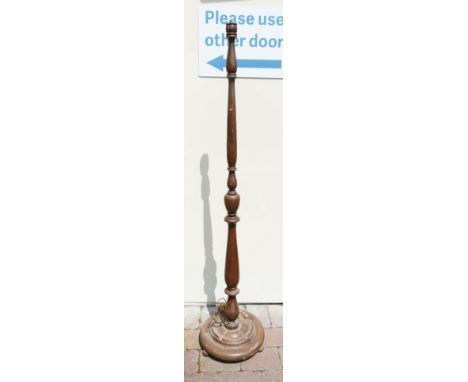 Early 20th Century turned wood standard lamp. height to top of fitting 153cm 