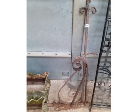 WROUGHT IRON PUB SIGN BRACKET