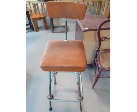 RETRO BAR STOOL WITH LEATHER SEAT