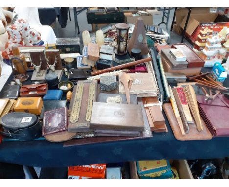 COLLECTION OF TREEN, CRIB BOARD, BOXES, HIP FLASK ETC