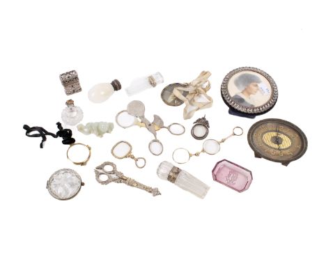 An assortment of 19th century and later collectables. Including a glass pin tray, a Victorian cut glass scent bottle with an 