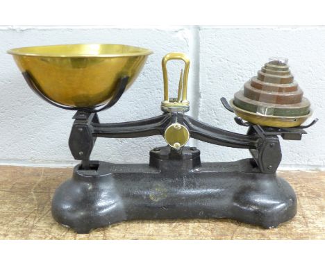 A set of scales and weights, Libra Scale Co.