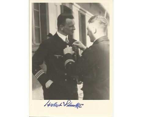 Herbert Schultze signed 6 x 4 inch black and white portrait photo. Good condition 