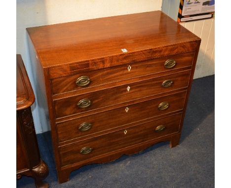 A Georgian mahogany chest of drawers, of small form, with four graduated drawers, raised on bracket supports, 83cm high x 85.