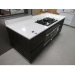 Häcker Systemat 6000 L-Shaped Kitchen Island with Calcatton Gold Worktop