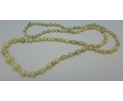 An opal necklace, 90cm