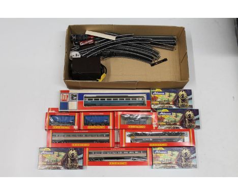 Hornby OO gauge model railways including: R288 Co-Co diesel North Star InterCity locomotive; two R420 BR mk3a 2nd class coach