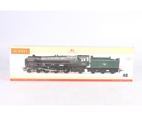 Hornby OO gauge DCC Ready model railways, R2847 4-6-2 Standard Class 6MT Clan Macleod tender locomotive 72008 BR green, boxed