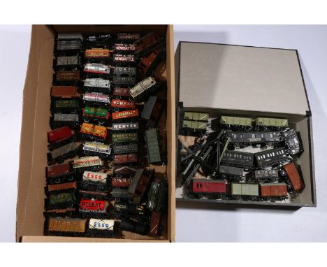 OO gauge model railway rolling stock wagons and tankers including Bachmann, Mainline, Dapol, Triang etc., (71). 